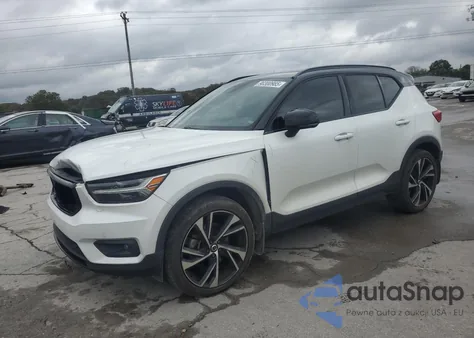 2020 Volvo Xc40 T5 R-Design z USA, uszkodzony, nr VIN YV4162UM5L2180951